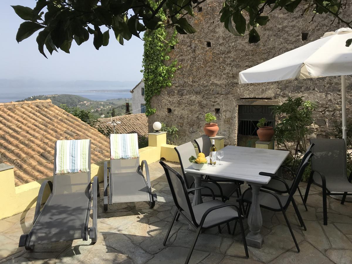 Theea Cottage - Wonderful Sea Views Chlomos Exterior foto