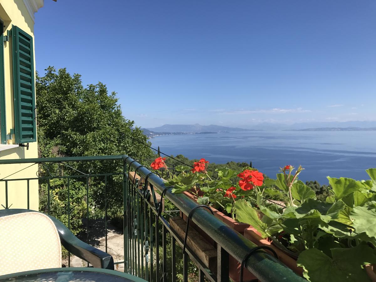 Theea Cottage - Wonderful Sea Views Chlomos Exterior foto